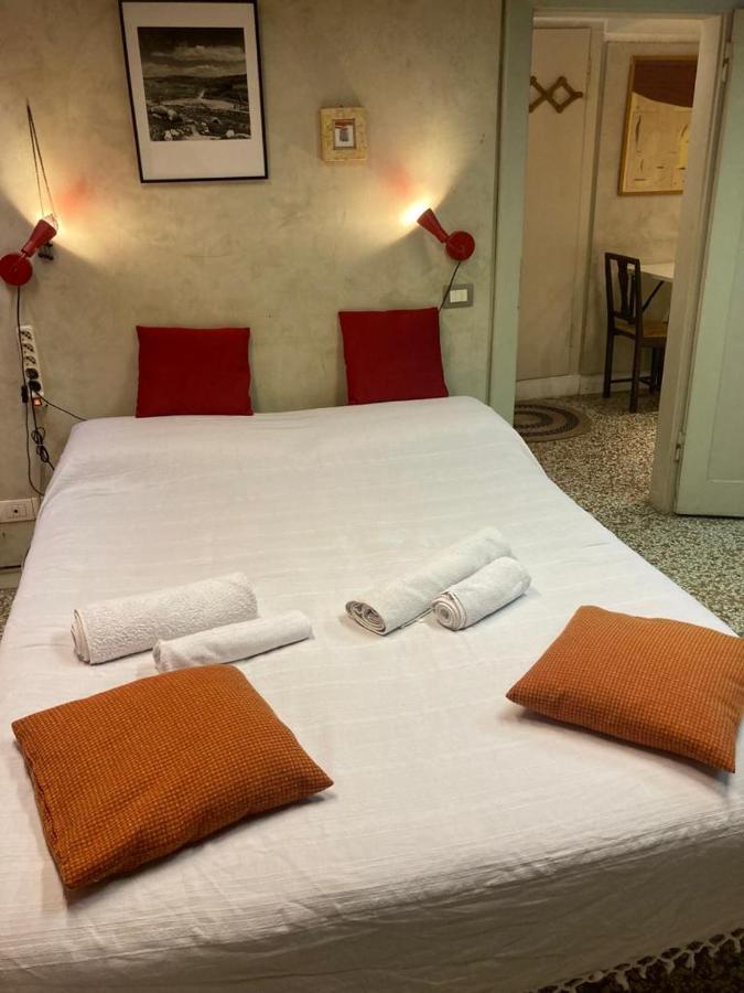 San Marco Orange Nest * Venecia